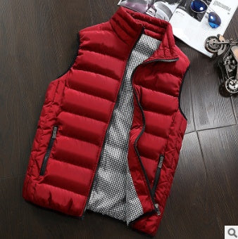 Men's slim-fit zip-up padded vest in red