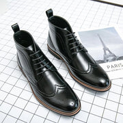 Men's winter boots with rubber sole in black